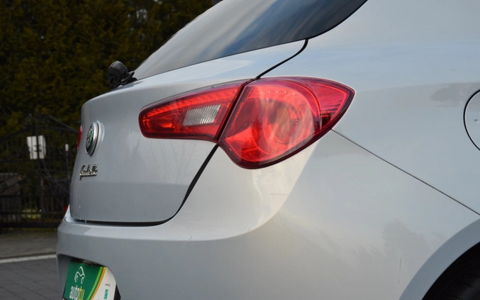 Alfa Romeo Giulietta cena 31900 przebieg: 234321, rok produkcji 2015 z Radzyń Podlaski małe 781